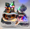 ΧΩΡΙΟ XMAS ΦΩΣ-ΚΙΝΗΣΗ ΑΓΙΟΣ & ΤΡΑΙΝΑΚΙ 23cm  14Led  3xAAA  KOYTI 18X20X25EK.  93-2370