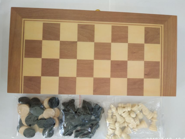 ΣΚΑΚΙ ΝΤΑΜΑ ΜΕ ΠΙΟΝΙΑ 33.8X17X4 EK