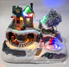 ΧΩΡΙΟ XMAS ΦΩΣ-ΚΙΝΗΣΗ ΑΓΙΟΣ & ΤΡΑΙΝΑΚΙ 23cm  14Led  3xAAA  KOYTI 18X20X25EK.  93-2370