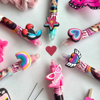 ΣΤΥΛΟ ΠΟΥ ΣΒΗΝΕΙ ONLINE FUN FASHION STARS 16εκ. 6 SXEDIA 0.5mm ΜΕ ΜΕΛΑΝΗ ΜΠΛΕ 35497-30